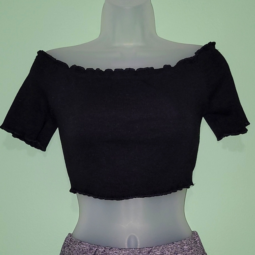 SHEIN Black Boat Neck Crop Top